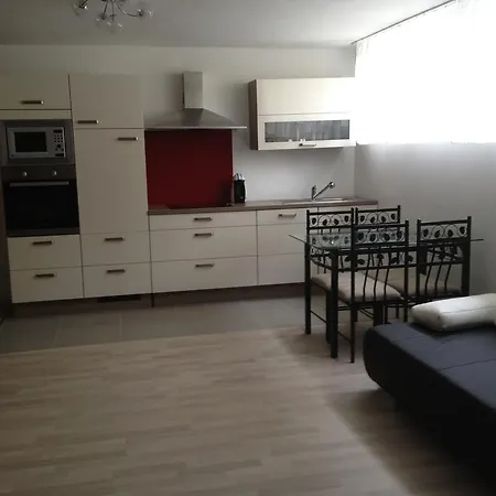 Prázdninový dům 1 1/2 *